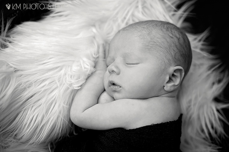 Plano Newborn Boy Photographer, Newborn Photographer Dallas, Dallas Newborn Baby Photographer, North Dallas Newborn Photographer, Dallas Newborn Photographer, Plano Newborn Photographer, KM Photo Studio, Dallas Baby Photographer, Frisco Newborn Photographer, Richardson Newborn Photographer, KM Photo Studio